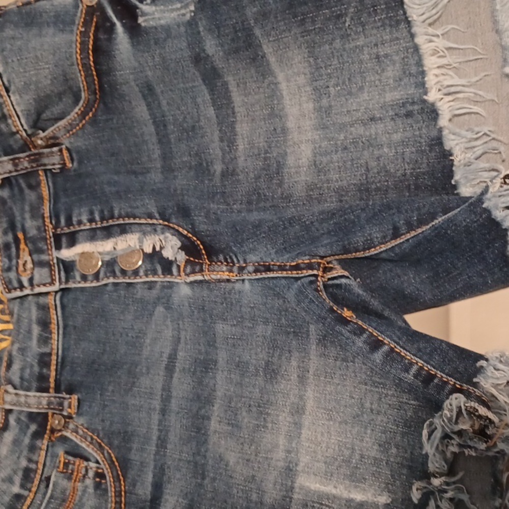 EUC Vigoss Jean Short